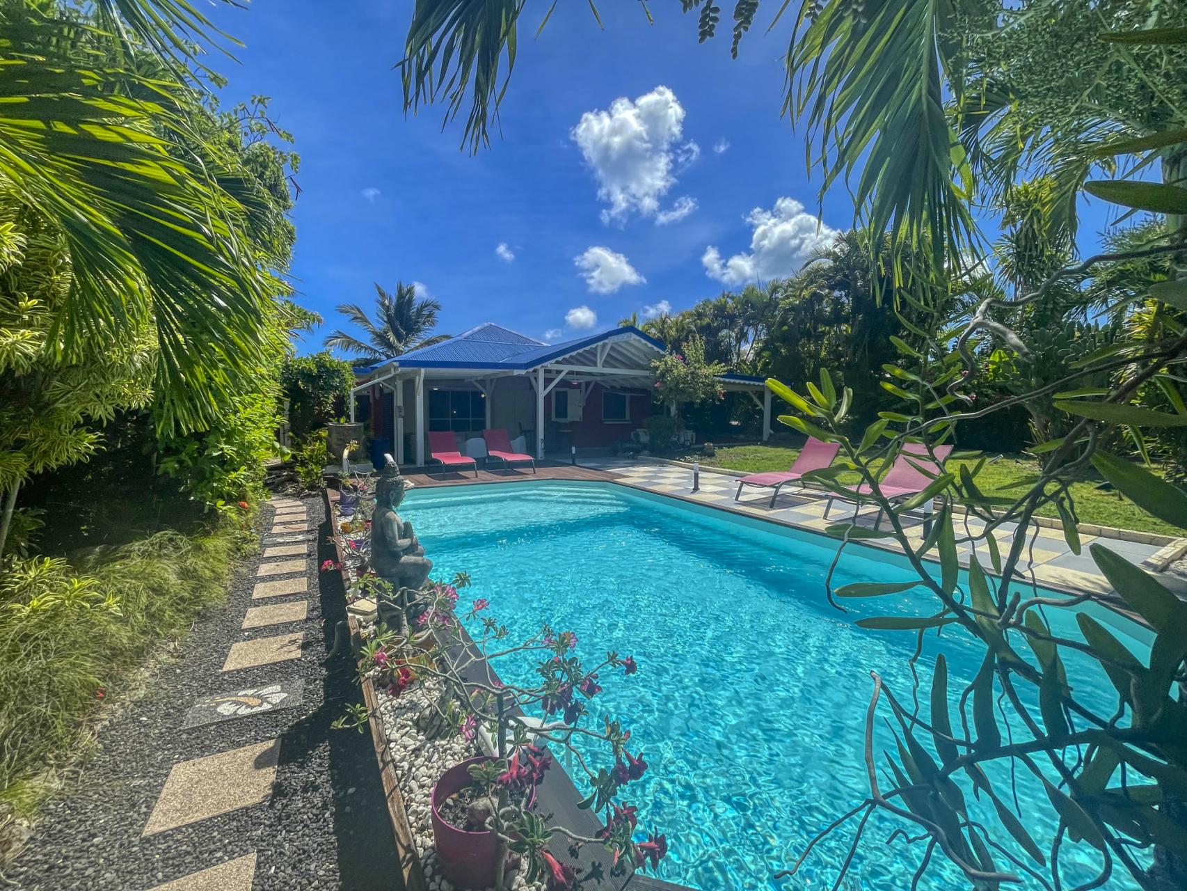 1.Location villa piscine St François Guadeloupe_Ensemble